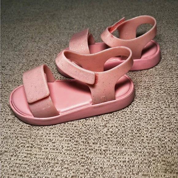 Mini Melissa Jump Sandal - Picture 2 of 4